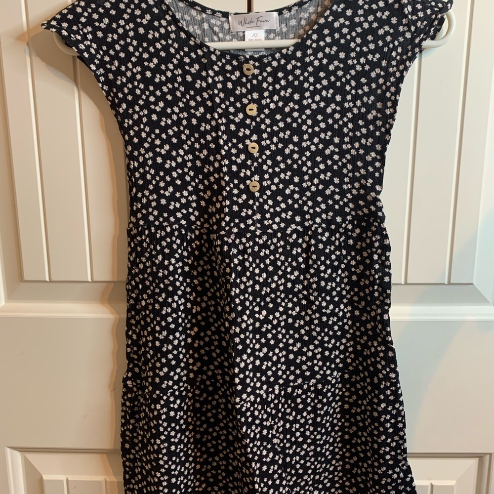 Girls dress
